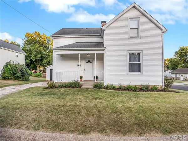 526 Hickory ST, Washington, MO 63090