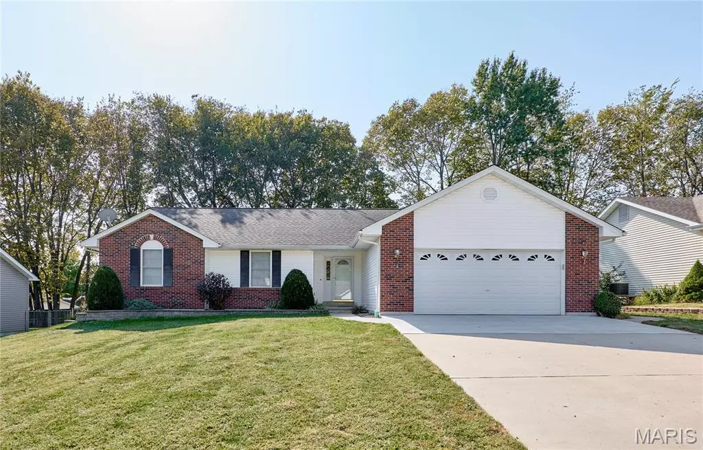 Winfield, MO 63389,320 Fourbush CT