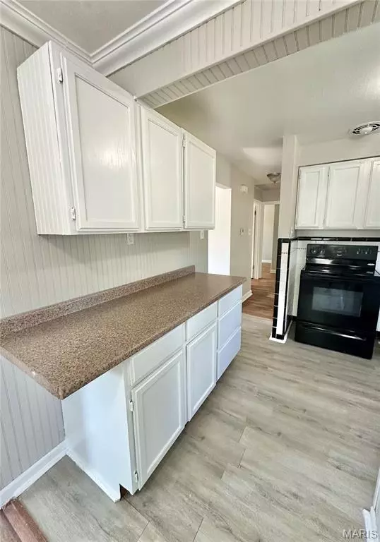 St Louis, MO 63137,1213 Addison DR