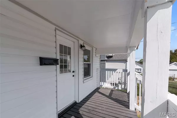 St Louis, MO 63125,9723 Gentry AVE