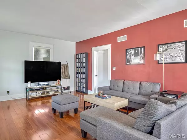 Collinsville, IL 62234,1006 Vandalia ST