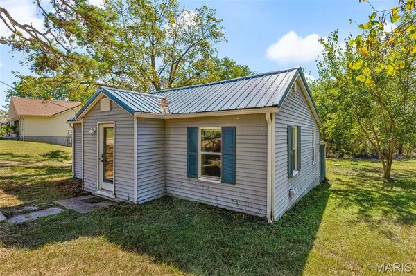 Ste Genevieve, MO 63670,13966 New Offenburg RD