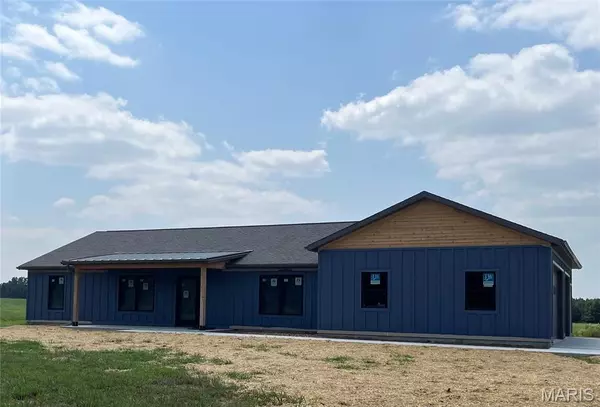 4218 Oak Hill RD, Cuba, MO 65453