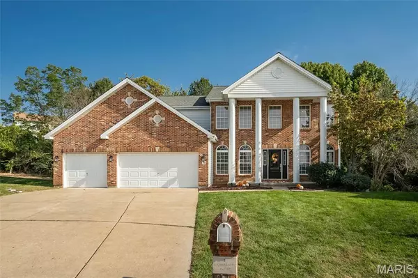 8 Chandler CT, St Charles, MO 63303