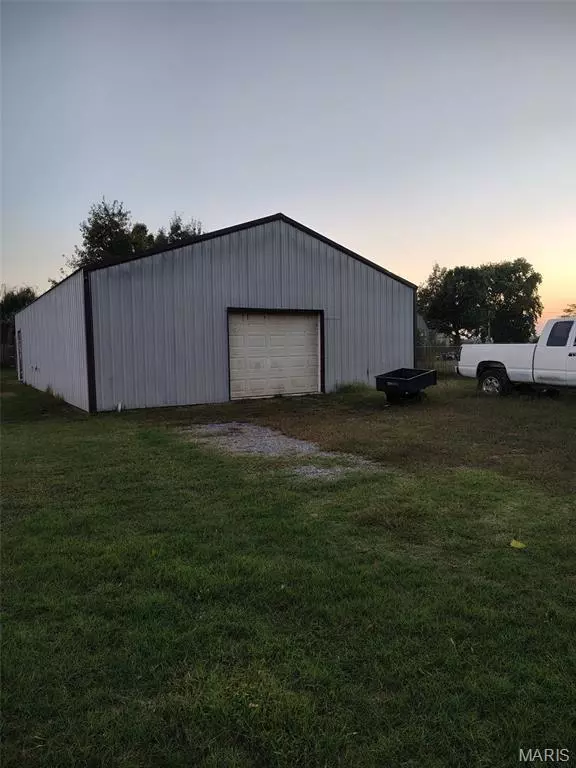 East Prairie, MO 63845,17 W Cardinals Ln