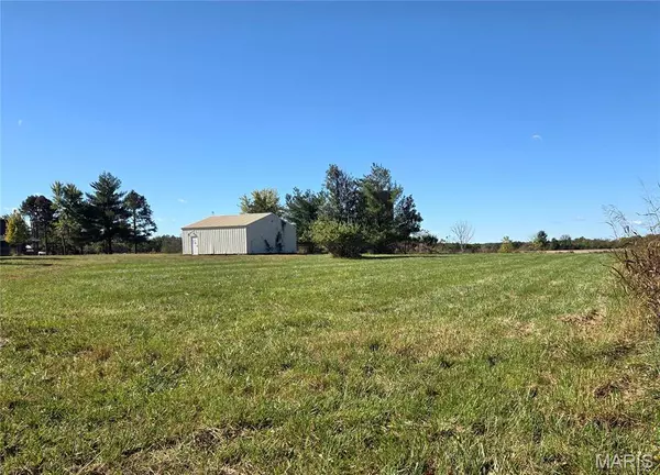 Foristell, MO 63348,223 Seeger LN