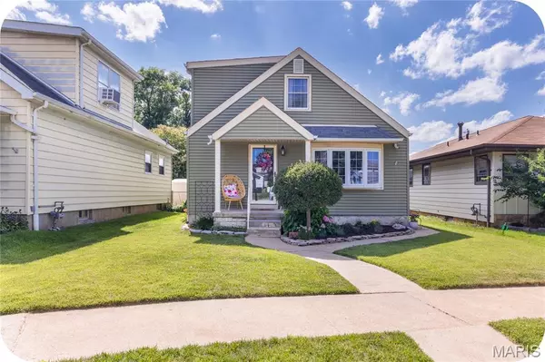 2205 Stephen AVE, St Louis, MO 63110