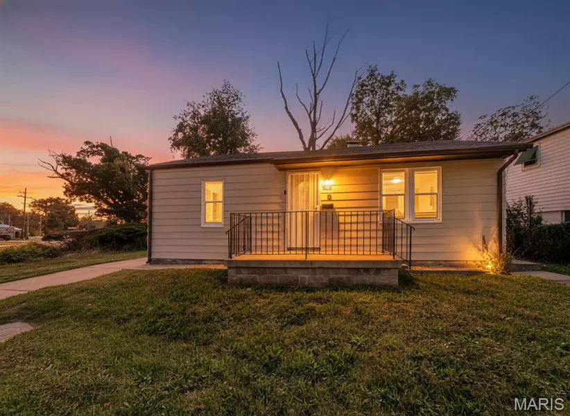 4324 Beachwood AVE, Normandy, MO 63121