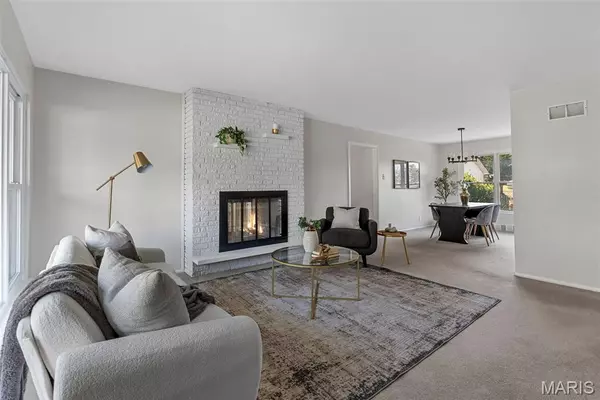 St Louis, MO 63146,8 Montauk CT