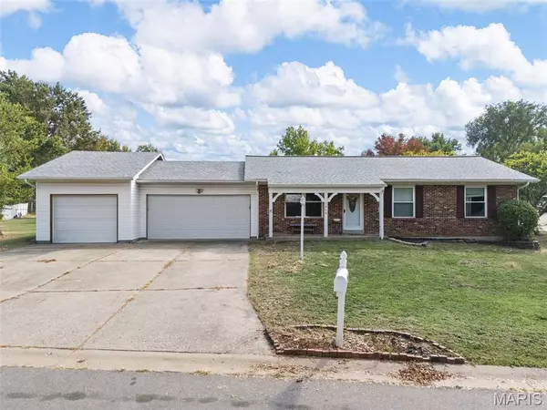 3948 Lexington DR,  St Charles,  MO 63304