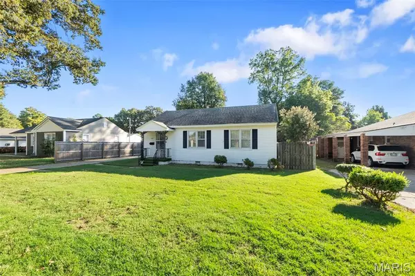 Kennett, MO 63857,918 W Baker DR