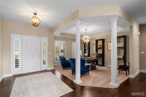 Lake St Louis, MO 63367,339 Wyndemere DR