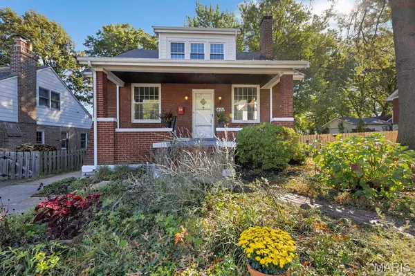400 Marion AVE, Webster Groves, MO 63119