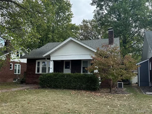 18 S 21st ST, Belleville, IL 62226