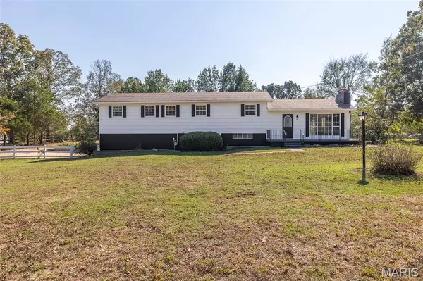 5772 State Hwy 142E, Doniphan, MO 63935