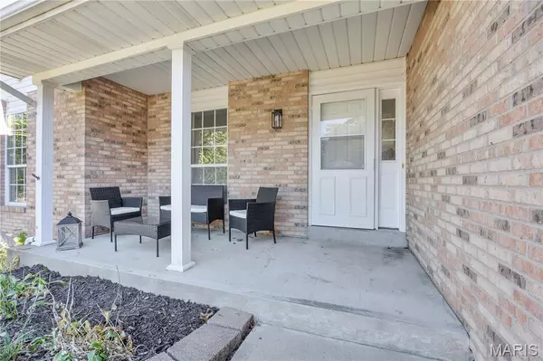 Arnold, MO 63010,3715 Falcon View DR