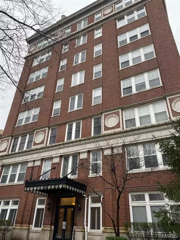 5330 Pershing AVE #606, St Louis, MO 63112