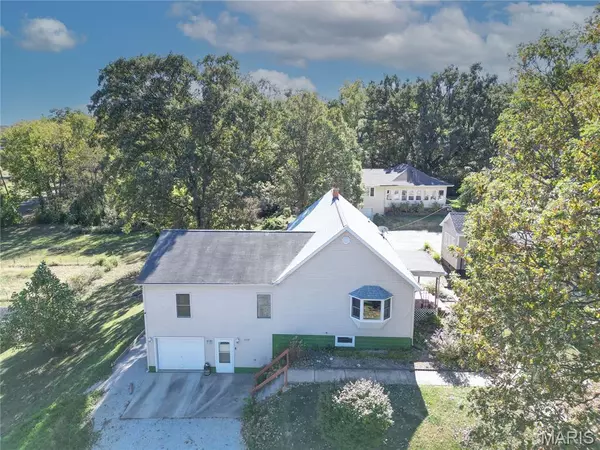 508 E Wood ST, Hillsboro, IL 62049