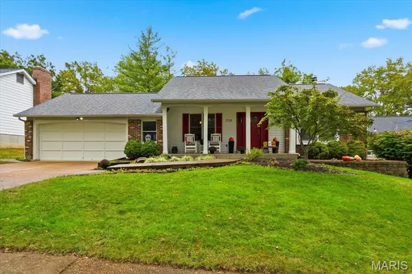 1739 tralee CT, Manchester, MO 63021