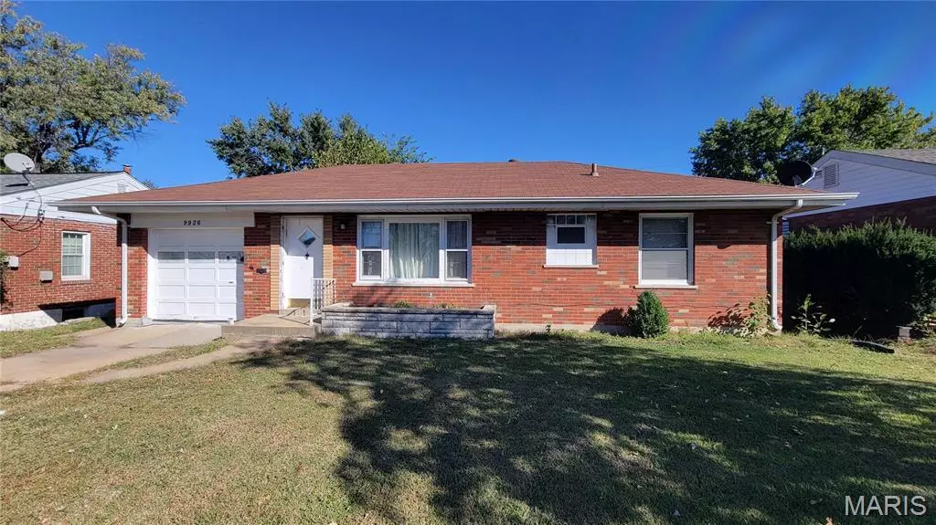 St Louis, MO 63123,9926 Mackenzie RD