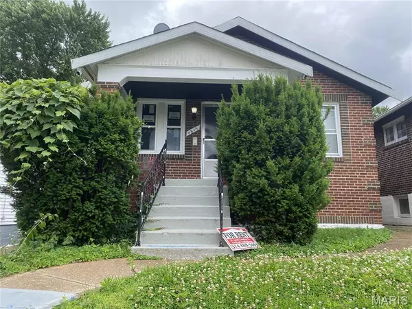 4848 Calvin AVE, St Louis, MO 63115
