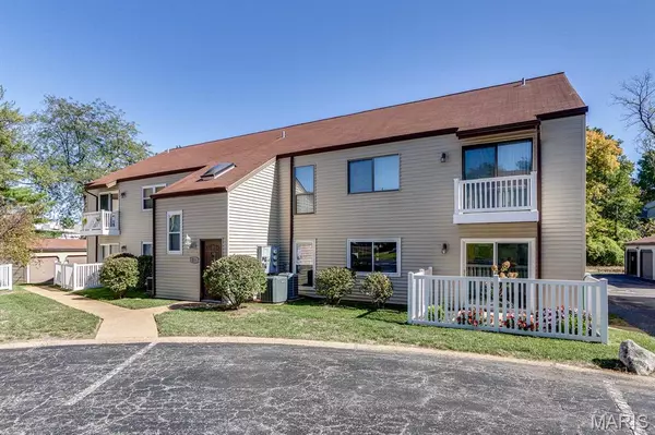 1306 Glendale Gardens DR #B, Glendale, MO 63122