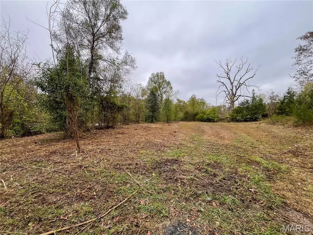 St Clair, MO 63077,1060 Mill Hill RD