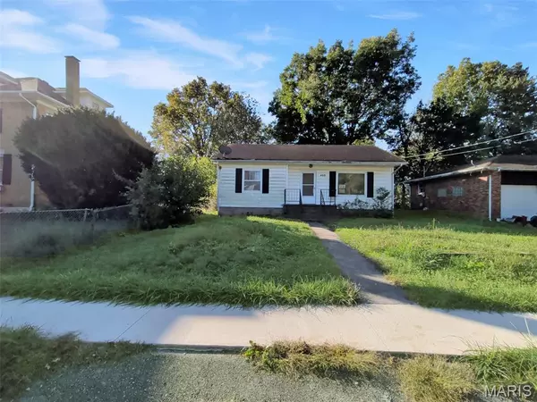 409 E Walker ST, Unincorporated, MO 65604