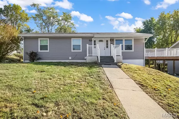 241 Madison AVE, Glen Carbon, IL 62034