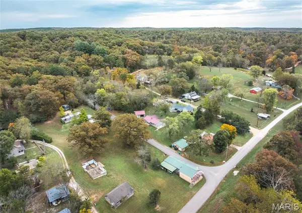 39 Vaughan AVE, Cook Station, MO 65449