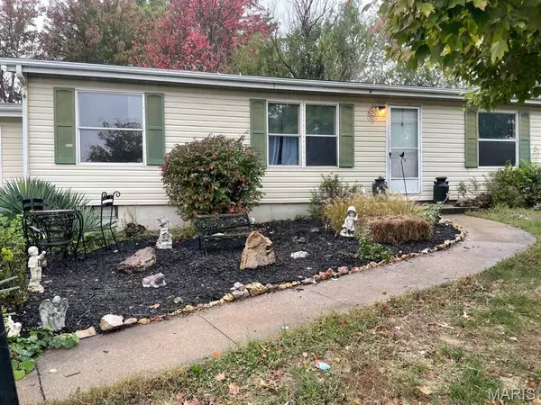 4981 N Burning Bush CT, Columbia, MO 65202