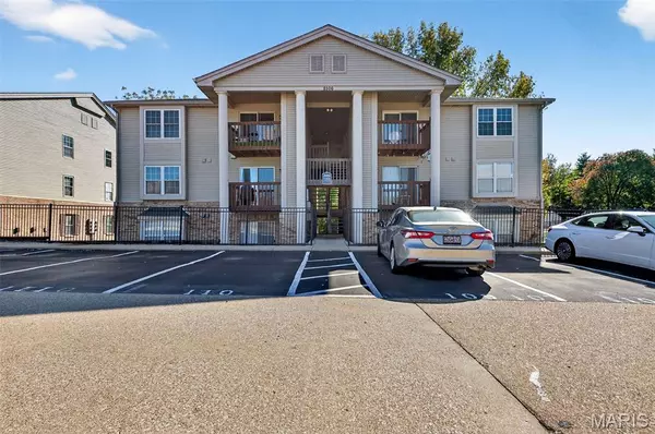 2506 Creve Coeur Mill RD #10, Maryland Heights, MO 63043