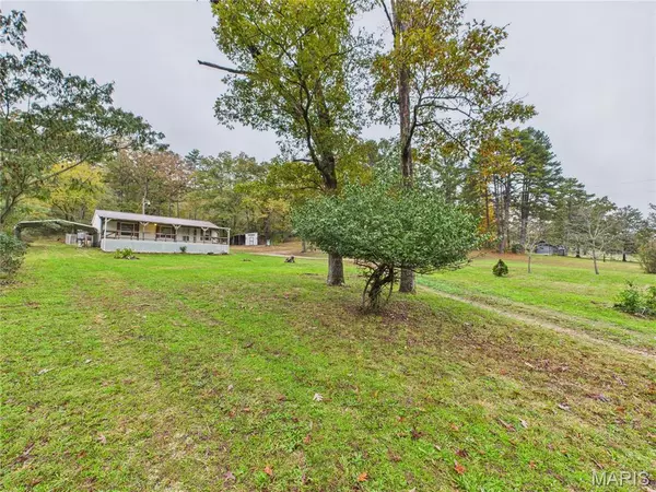 Williamsville, MO 63967,1205 Cemetery LN