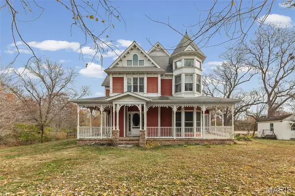 2304 N 1st ST, Fayetteville, IL 62258