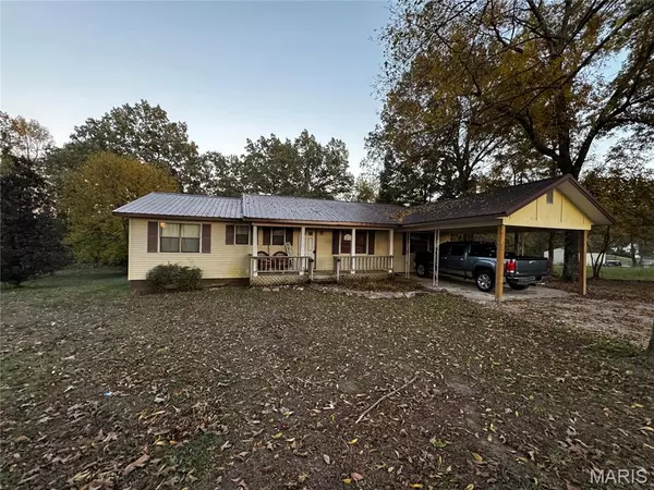 78 Meadow Pine LN, Poplar Bluff, MO 63901