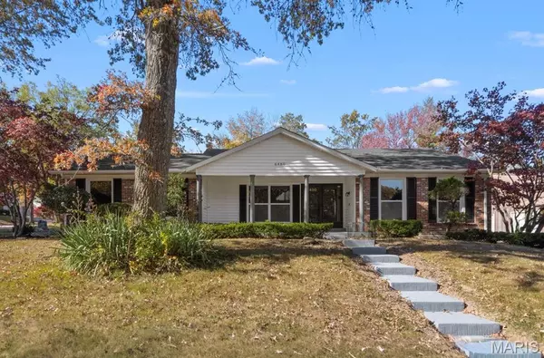 6480 Hadden Bay Dr, Florissant, MO 63133