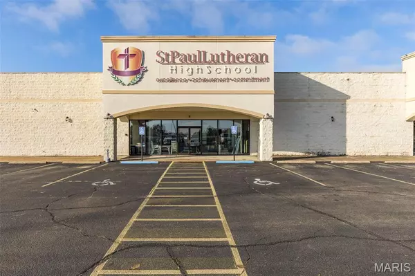 4337 Showplace DR #4339, Farmington, MO 63640