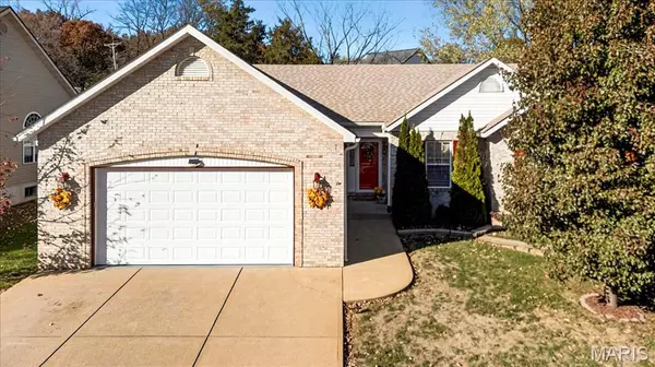 102 Williamsburg DR, Crystal City, MO 63019