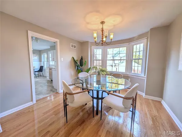 University City, MO 63130,7141 Princeton AVE