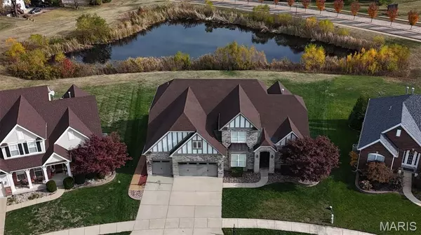 24 Towerbridge PL, St Charles, MO 63303