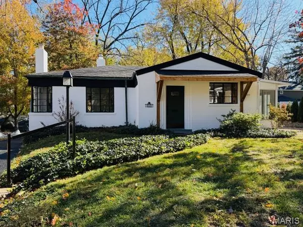 246 S Old Orchard AVE, St Louis, MO 63119