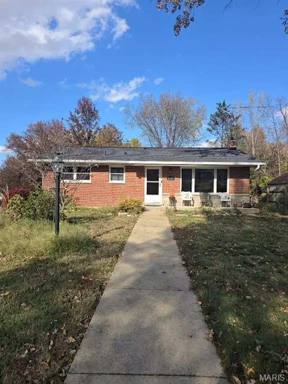 10745 Waycroff DR, Unincorporated, MO 63114