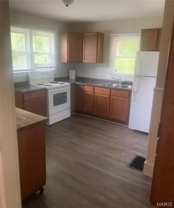 620 Sheppard ST, Alton, IL 62002