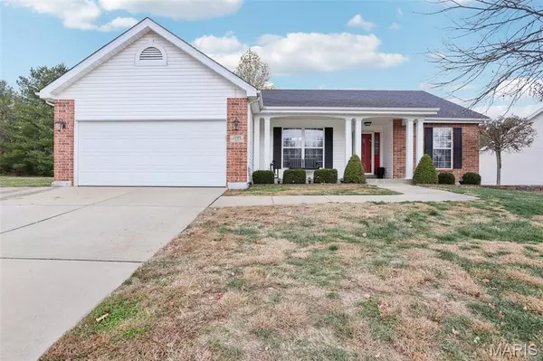 2209 Arnold Palmer DR, Belleville, IL 62220