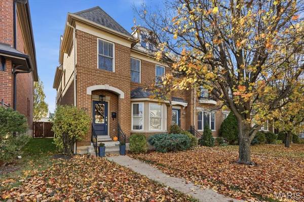 4120 Olive ST, St Louis, MO 63108