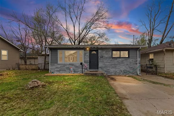 906 24th ST, Granite City, IL 62040