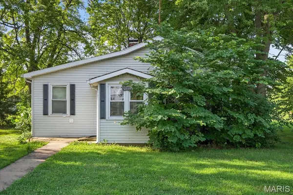 Valmeyer, IL 62295,500 School ST