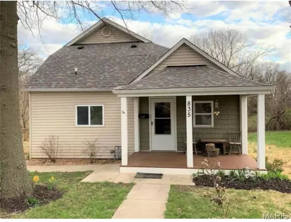 835 Chouteau AVE, Alton, IL 62002