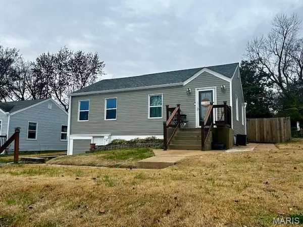 1923 Clare CT, St Louis, MO 63114