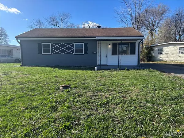 912 E 5th ST, Cahokia, IL 62206